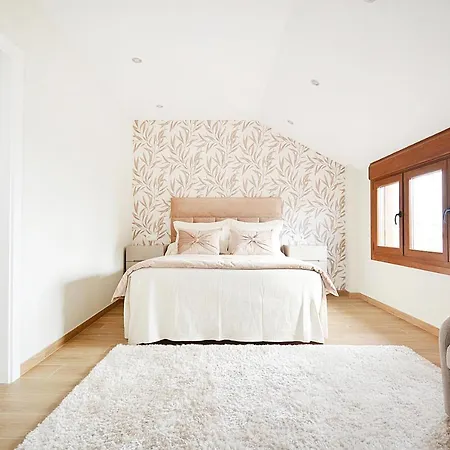 Galihost - Luxury Dreams In Playa Paxarinas 산신소